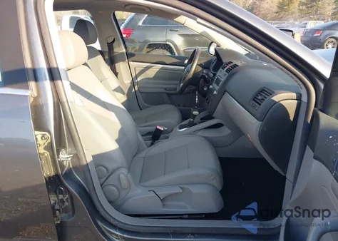 2008 Volkswagen Jetta Se/Sel z USA, uszkodzony, nr VIN 3VWRM71K08M111710